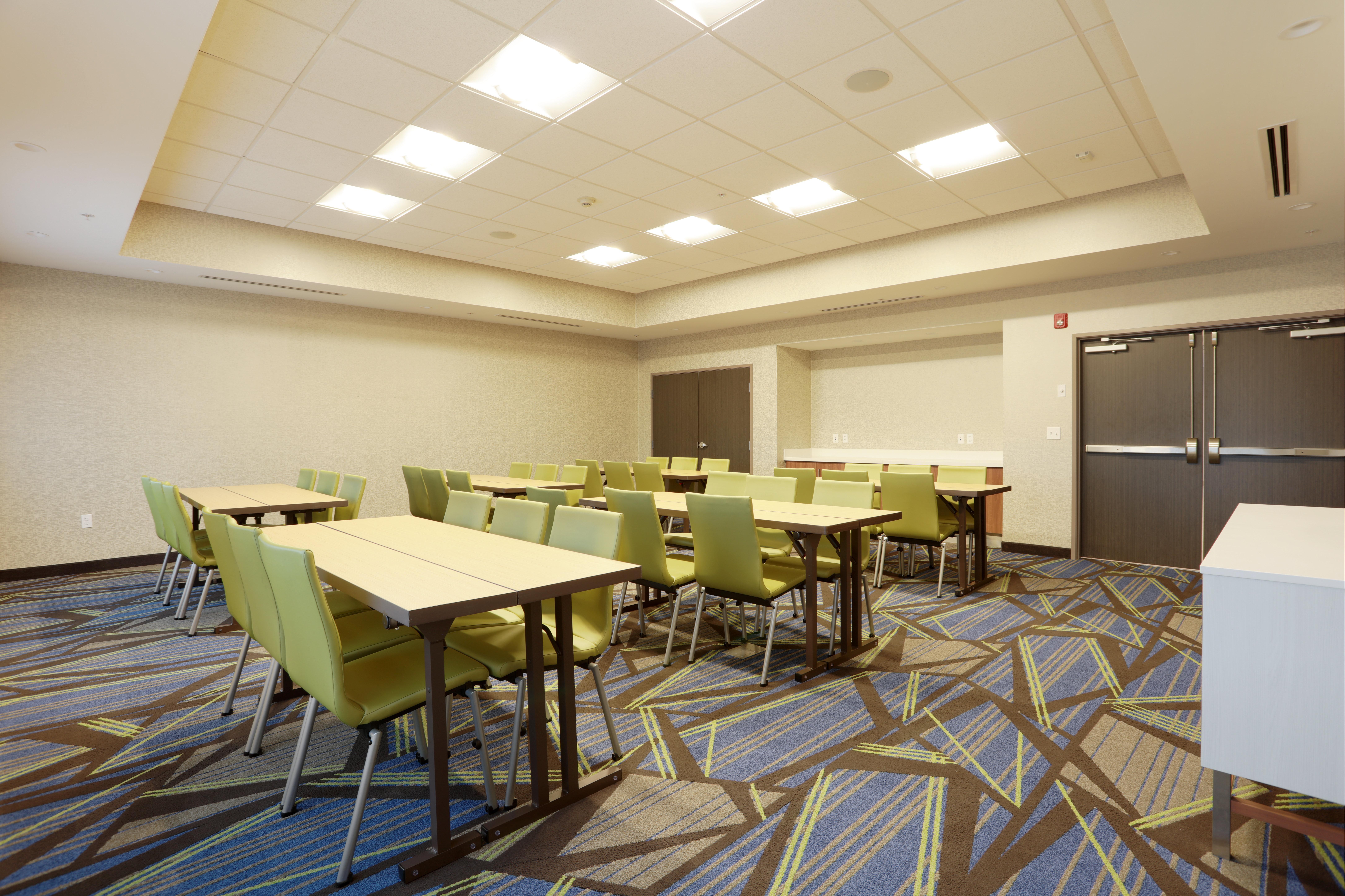 Holiday Inn Express Oneonta By Ihg Binghamton Esterno foto