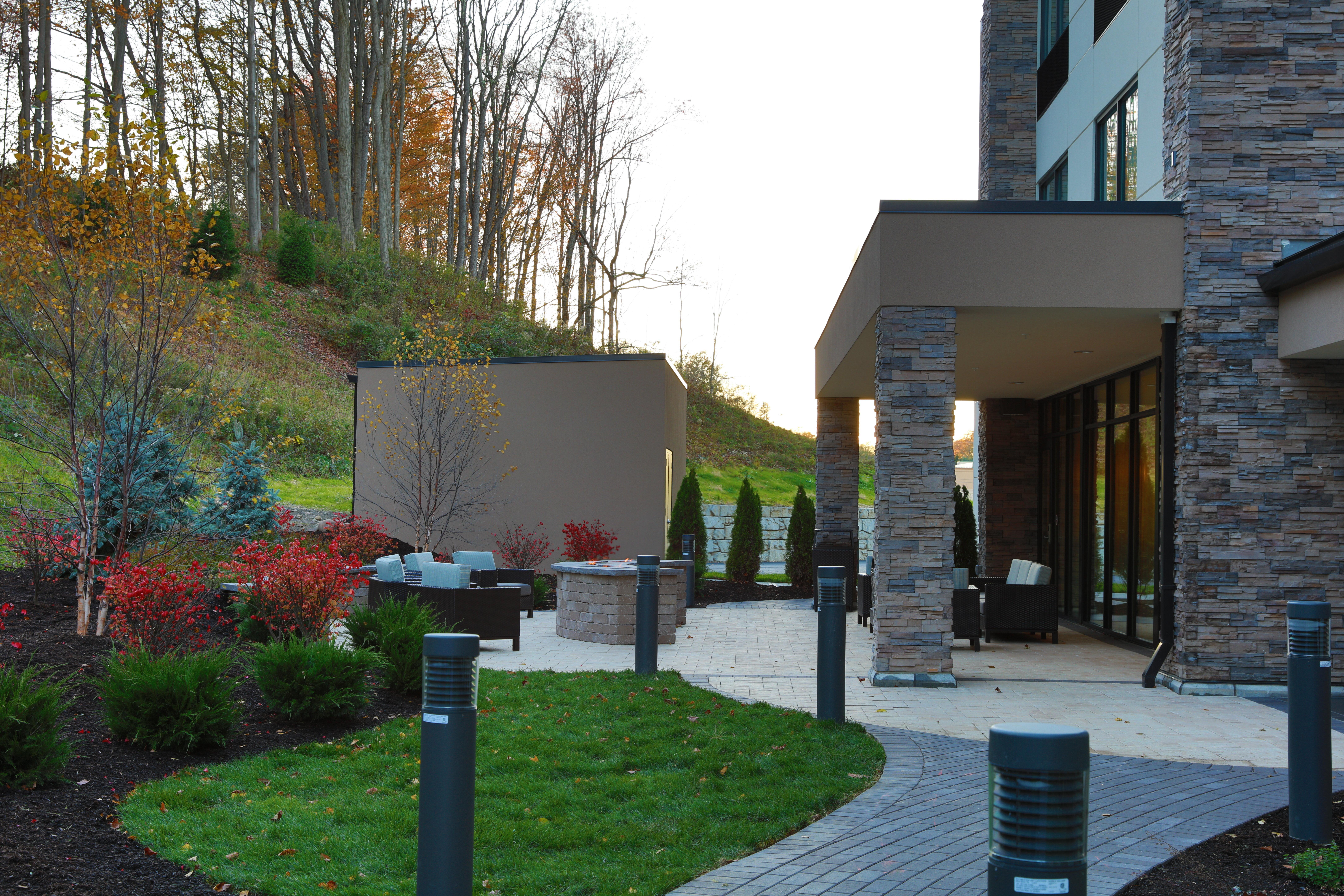 Holiday Inn Express Oneonta By Ihg Binghamton Esterno foto